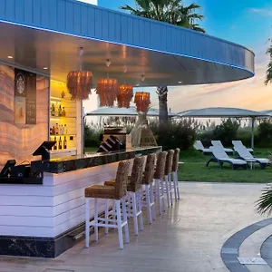 Radisson Blu Ottomare Отель